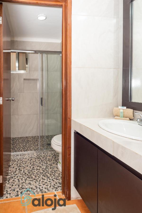 Apartamento Amplio En Zona Ideal A 5Min De Wallmart Cancún Zewnętrze zdjęcie